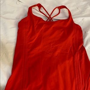 Lululemkn free to be tank